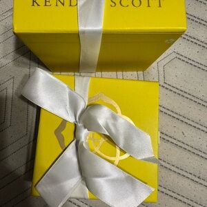 Kendra Scott Yellow Boxes with White Ribbon